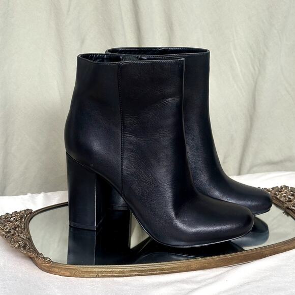 Charles David Black Leather Heeled Ankle Boots - Picture 1 of 6